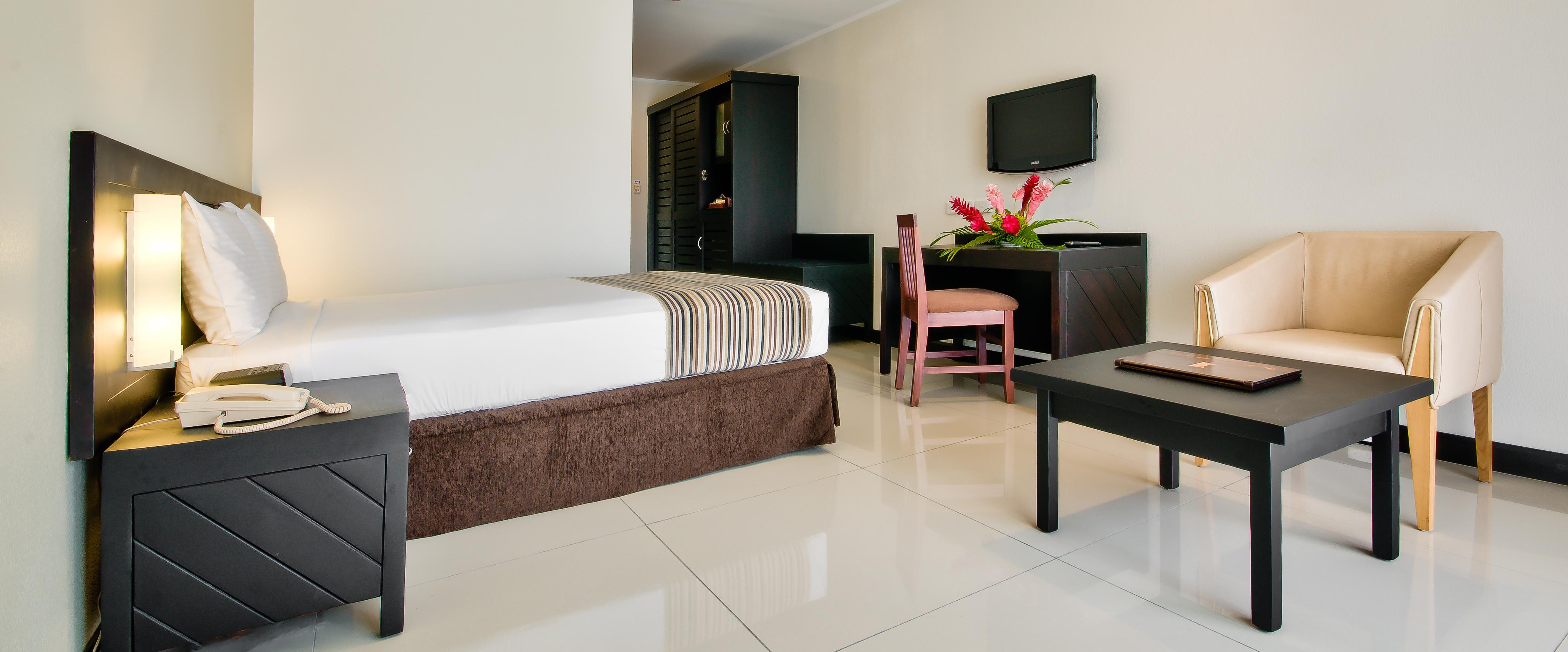 Tanoa Waterfront Hotel Lautoka Exterior foto