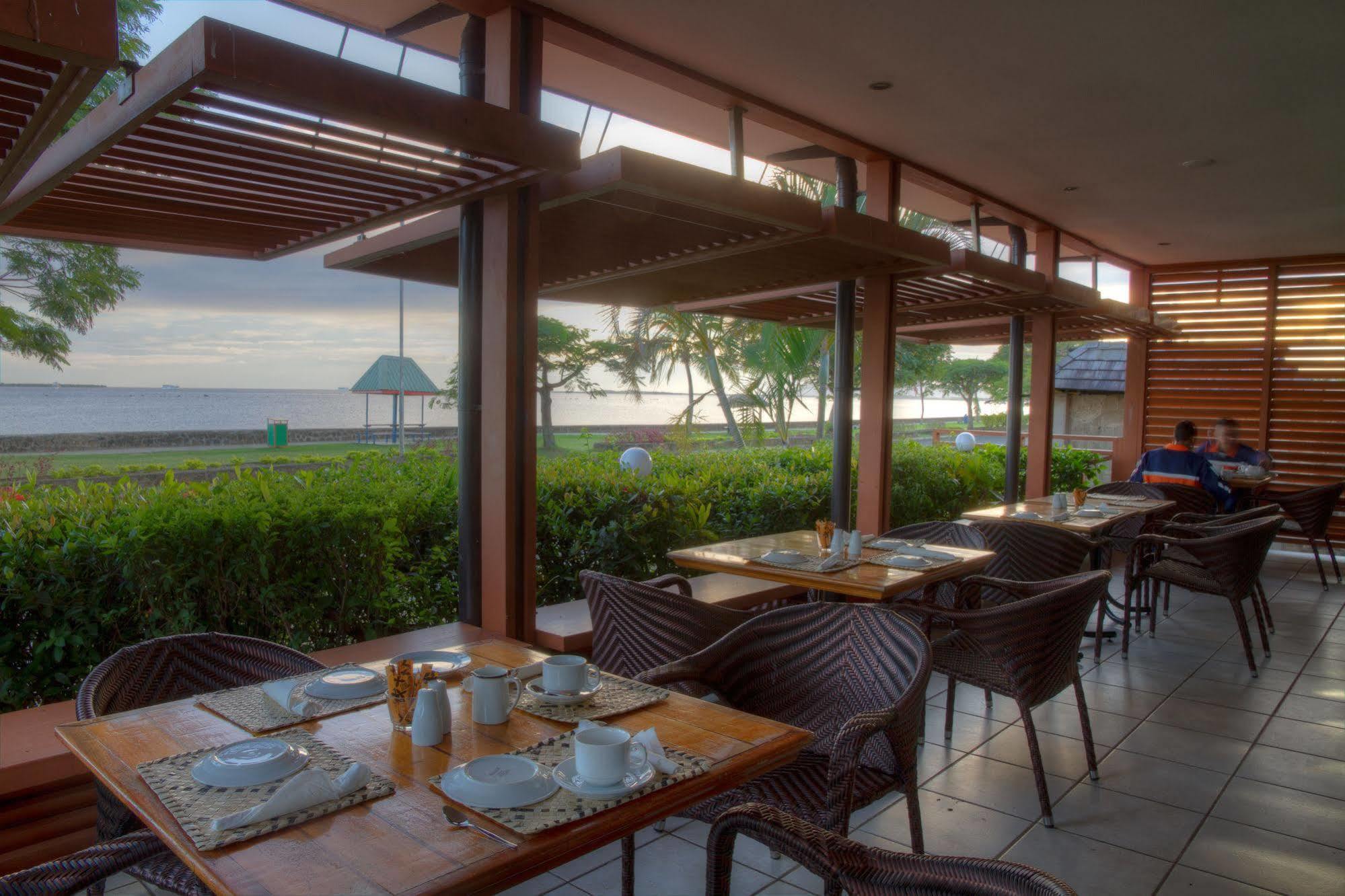 Tanoa Waterfront Hotel Lautoka Exterior foto